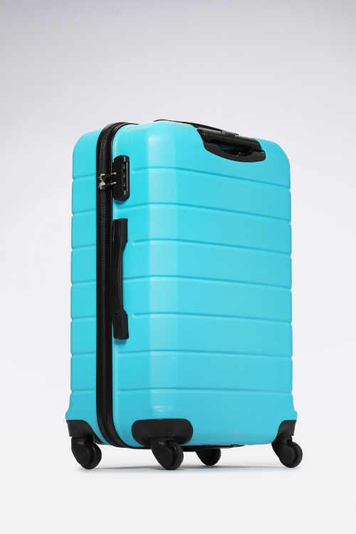 cestovní kufr z ABS materiálu
